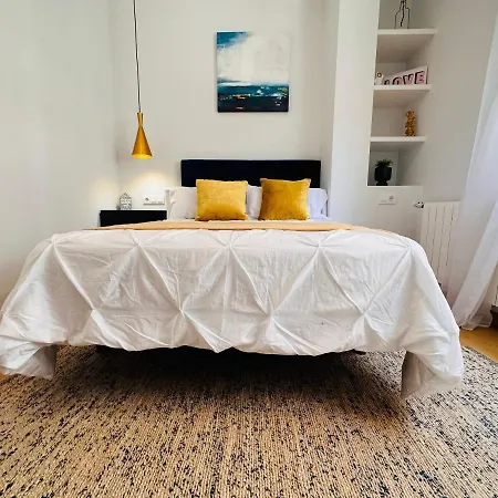 Apartment Vaibar En El Centro De Entorno Plaza De Compostela Vigo