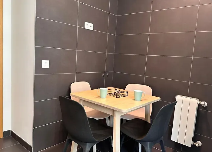 Vahibar Residences- Plaza De Compostela Διαμέρισμα *